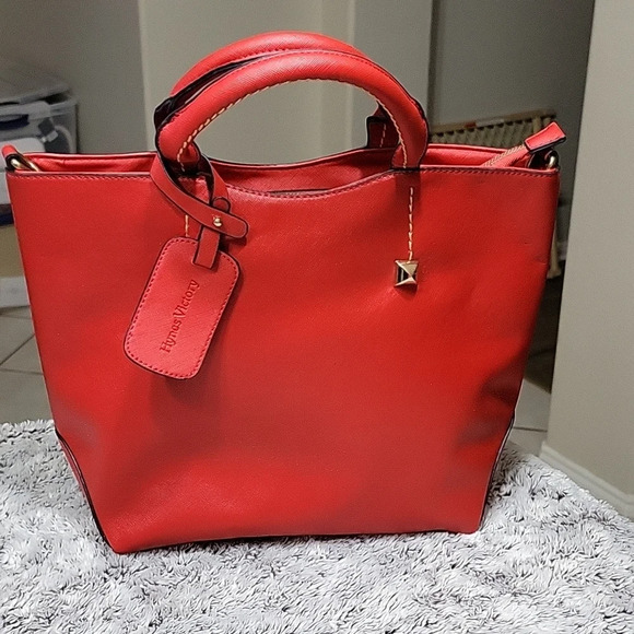 Hynes Victory Handbags - NWOT Red Purse‎